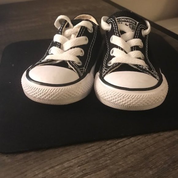 baby boy converse size 4